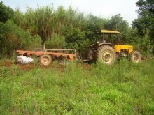 Tratores do Programa de Máquinas Agrícolas começam o trabalho