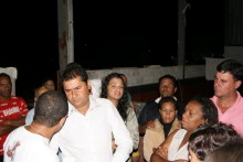 Vereadores visitam abrigo das famílias em Cachoeira do Campo