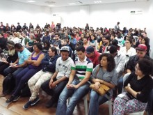 Violência contra negros no Brasil é tema de debate