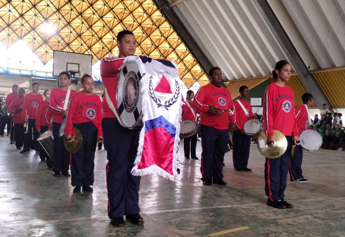 Escola Municipal Professora Haydée Antunes e CAIC Filipe dos Santos Celebram aniversários com Semana da Família na Escola