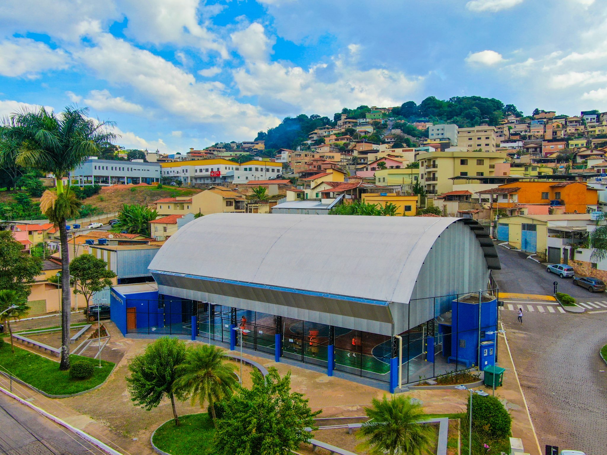 Feira do Produtor é temporariamente transferida para a quadra do Praia