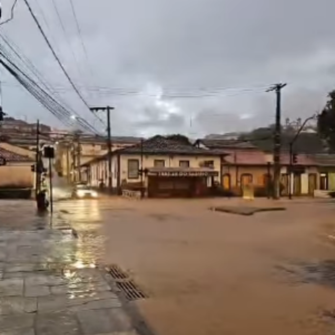 Chuvas intensas geram preocupação na cidade de Mariana e região