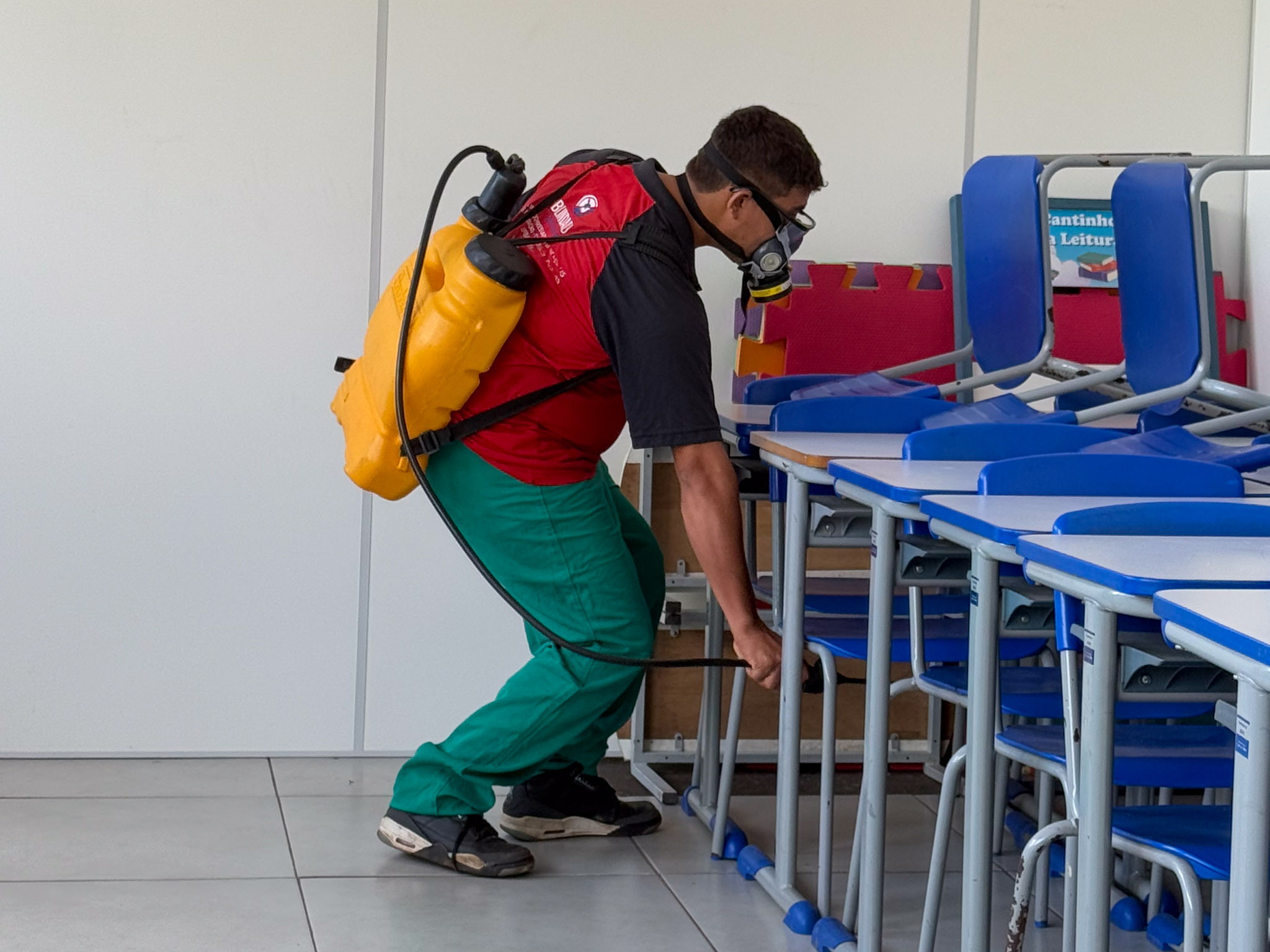 Volta às aulas: Prefeitura de Mariana realiza dedetização em escolas e creches do município