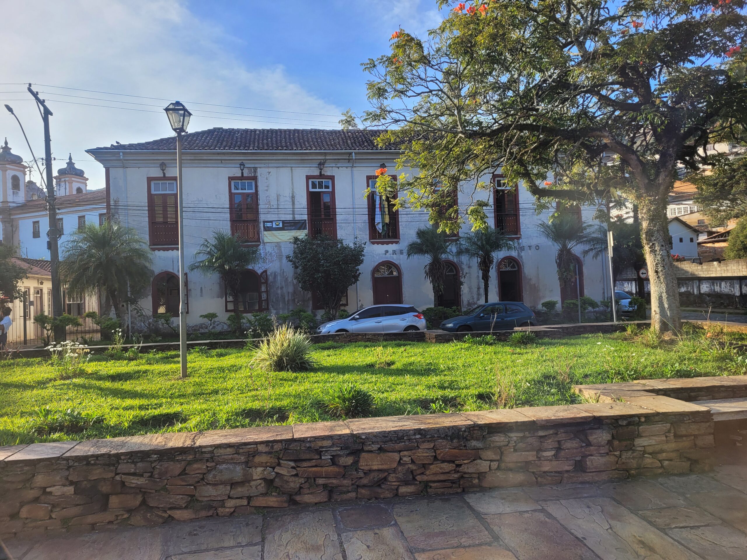 Ouro Preto nomeia 24 aprovados em concurso público