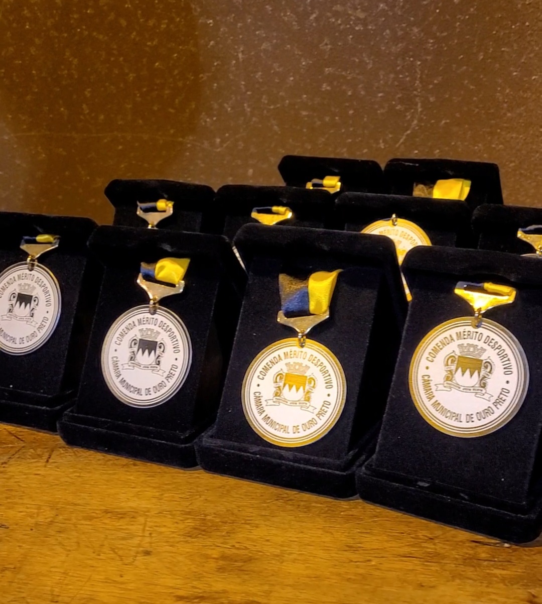 Câmara de Ouro Preto homenageia personalidades e equipes do município com Medalha Mérito Desportivo