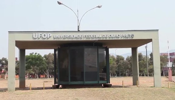 UFOP suspende aulas para debater situação orçamentária