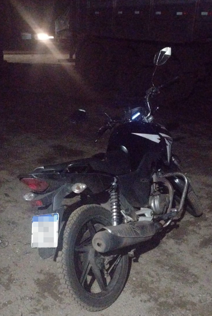 Polícia Militar, em Itabirito, apreende homem e recupera moto furtada em Belo Horizonte