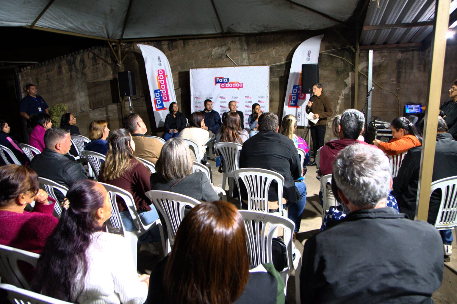 Na 5ª edição do “Fala, Cidadão”, prefeitura de Itabirito ouve população dos bairros Floresta, Monte Verde, Pedra Azul e Veneza