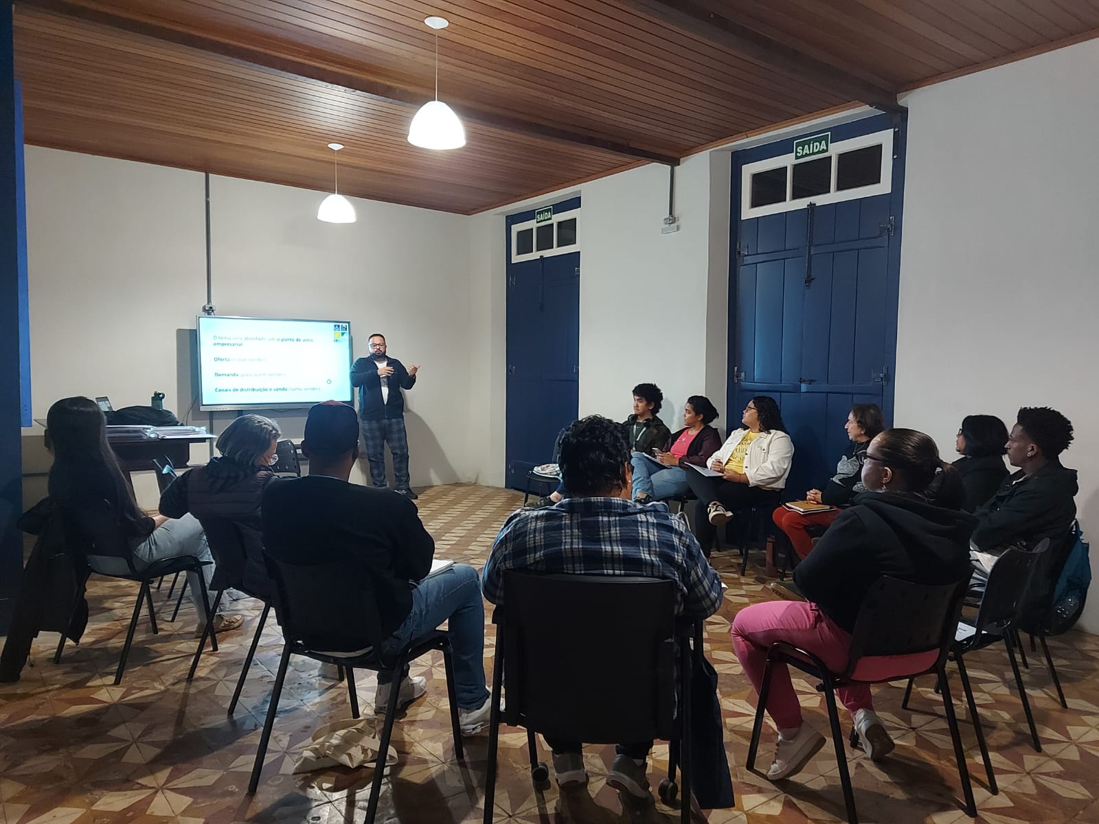 Curso gratuito de capacitação em turismo chega à Região 2 de Ouro Preto