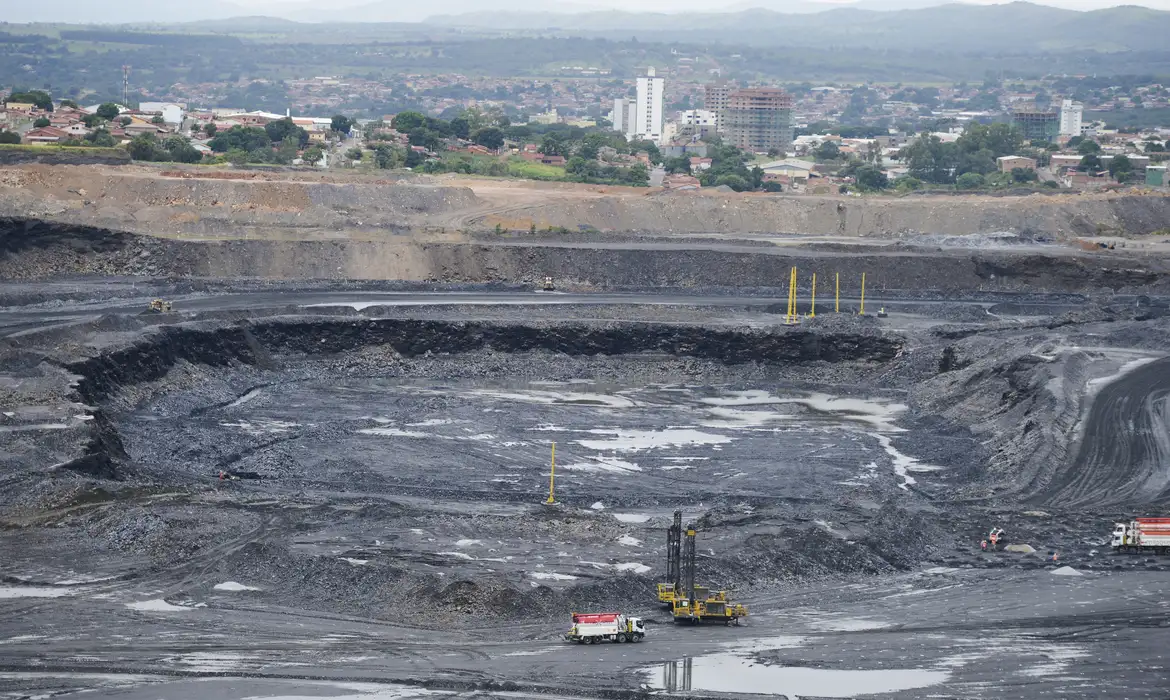 Mariana figura entre as 10 cidades que mais arrecadaram CFEM em maio no Brasil