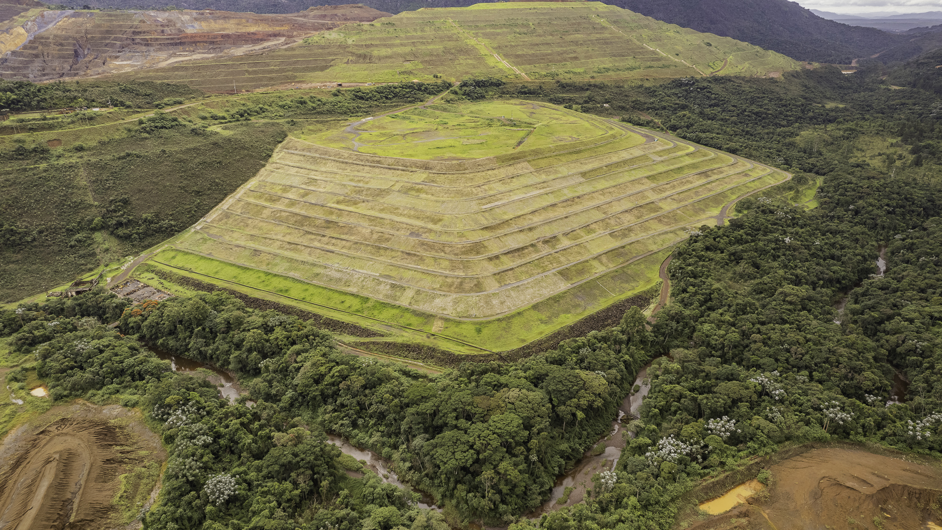 Obras de descaracterização da Barragem Xingu são iniciadas em Mariana
