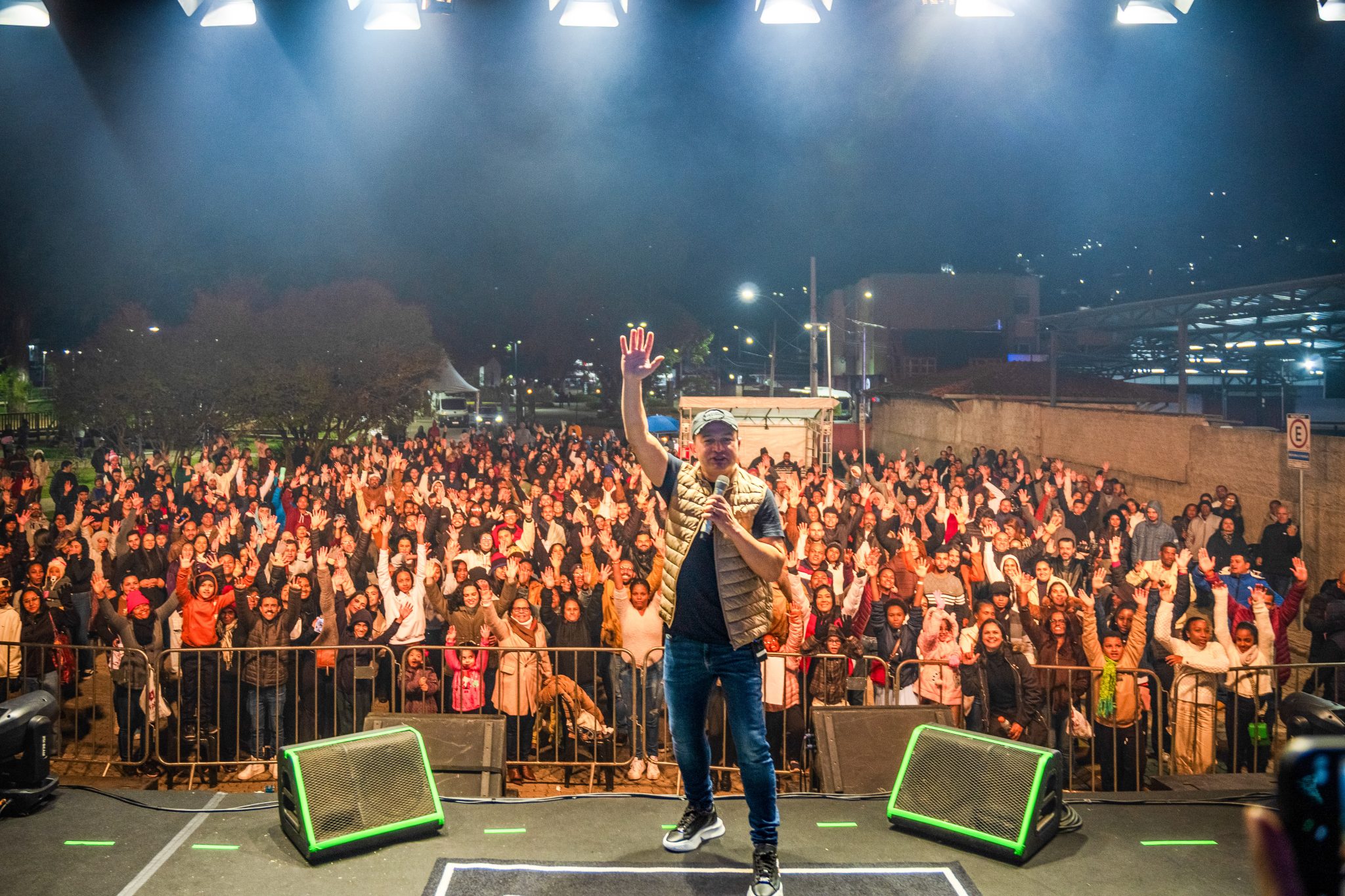 “Marcha para Jesus” reúne fiéis em Itabirito com shows gospel