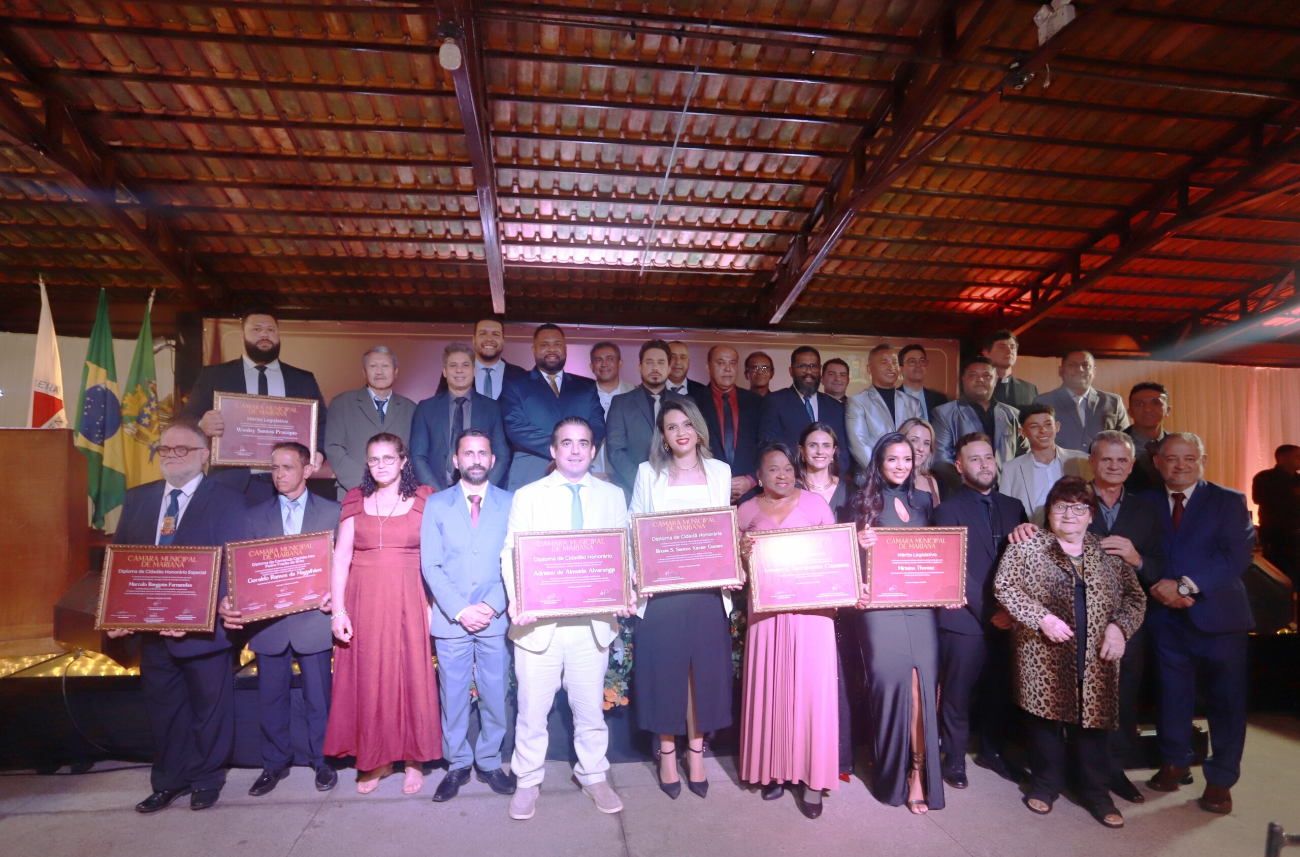 Câmara de Mariana comemora 314 anos com homenagens e títulos honoríficos