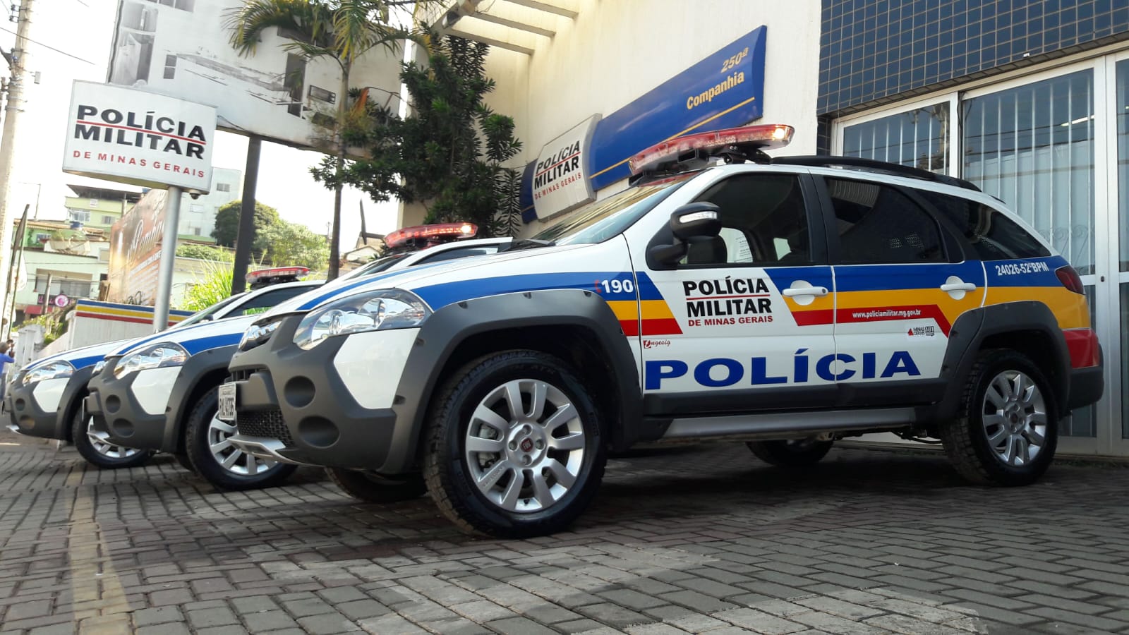 Polícia Militar prende dupla após tentativa de roubo a adolescentes em Itabirito