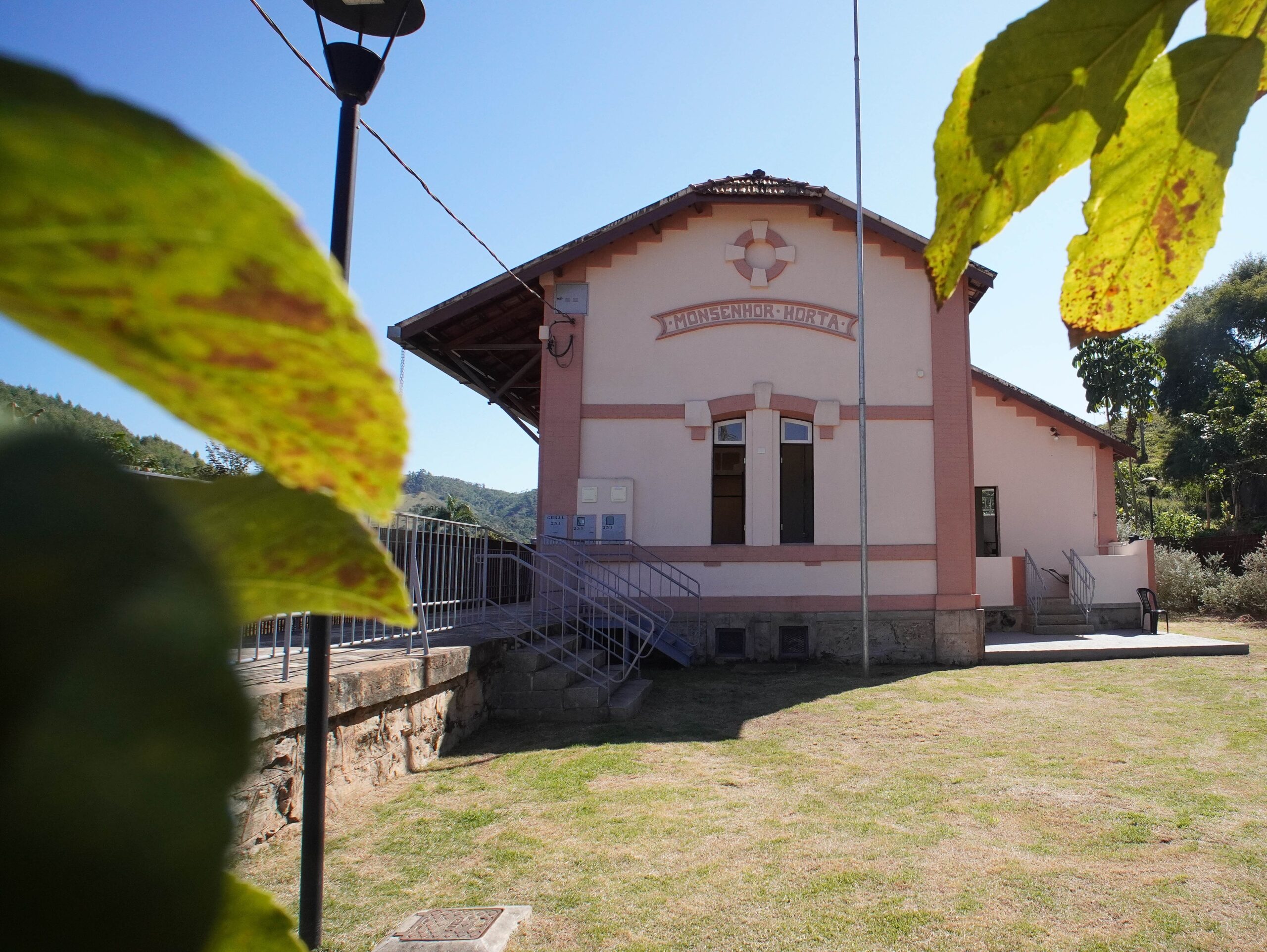 Estação Ferroviária de Monsenhor Horta é entregue revitalizada à comunidade