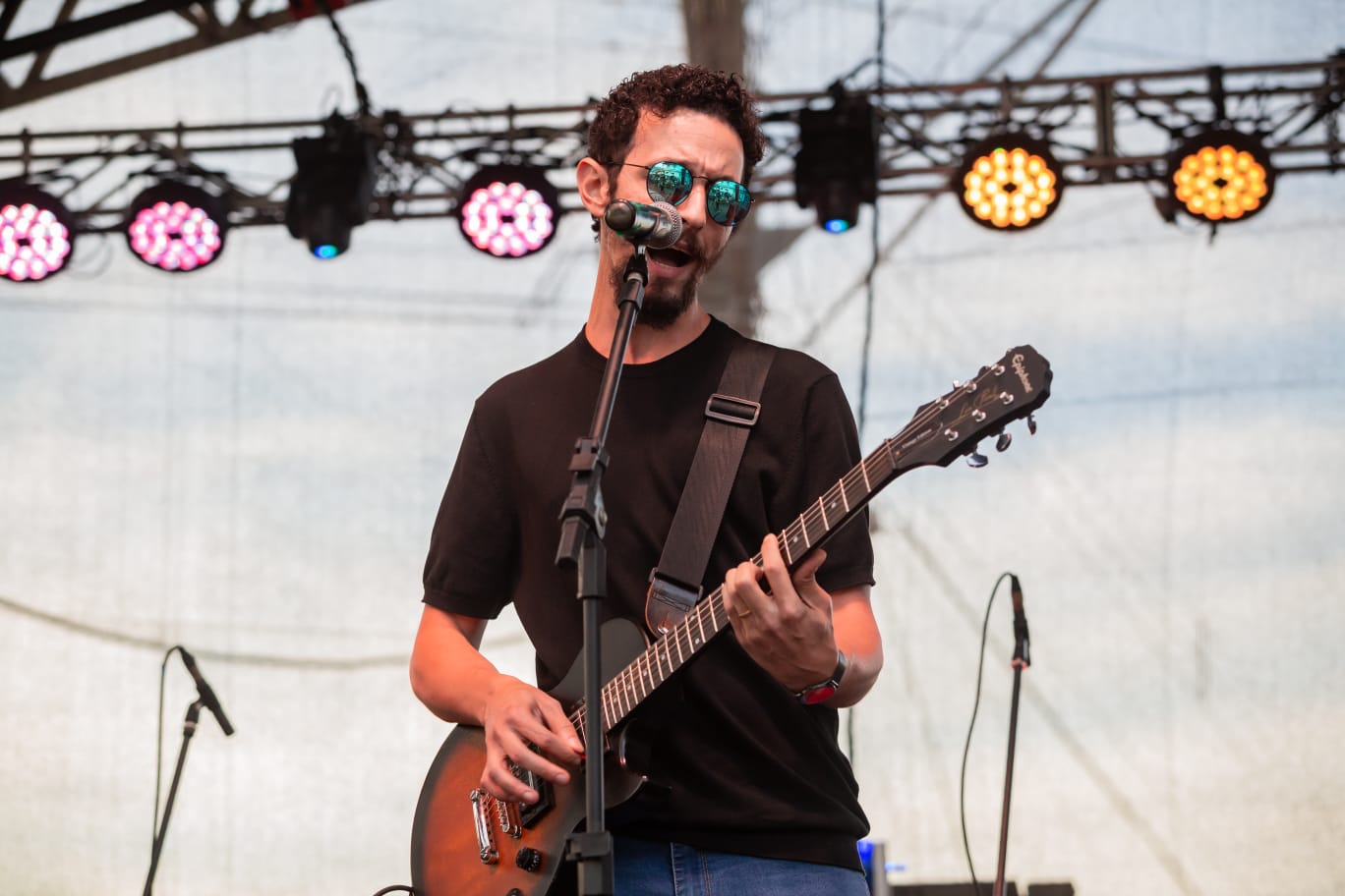 HARO ROCK: músico ouro-pretano Helder Araújo lança EP autoral “Introspecção”