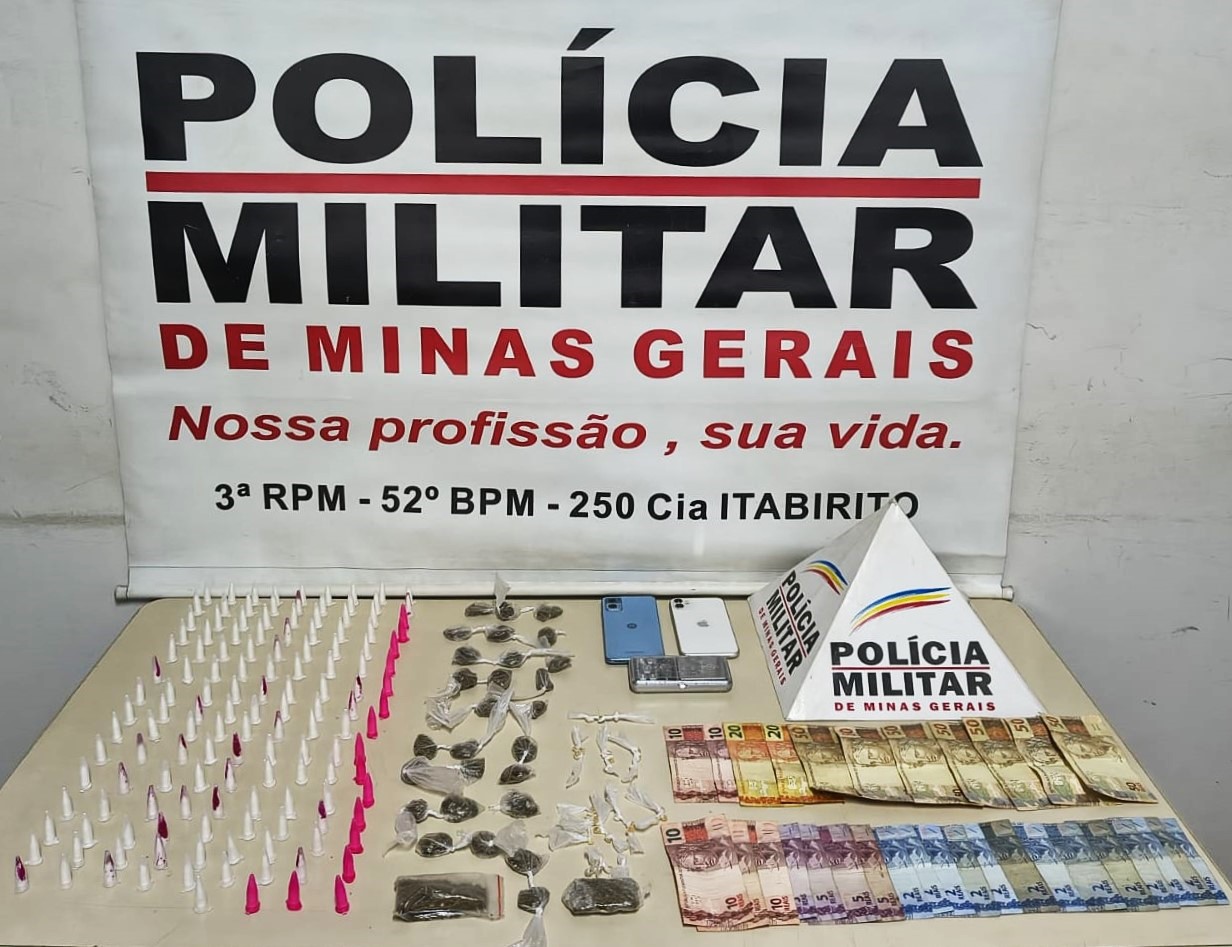 Operação da Polícia Militar resulta em apreensão de drogas e detenção de três jovens em Itabirito