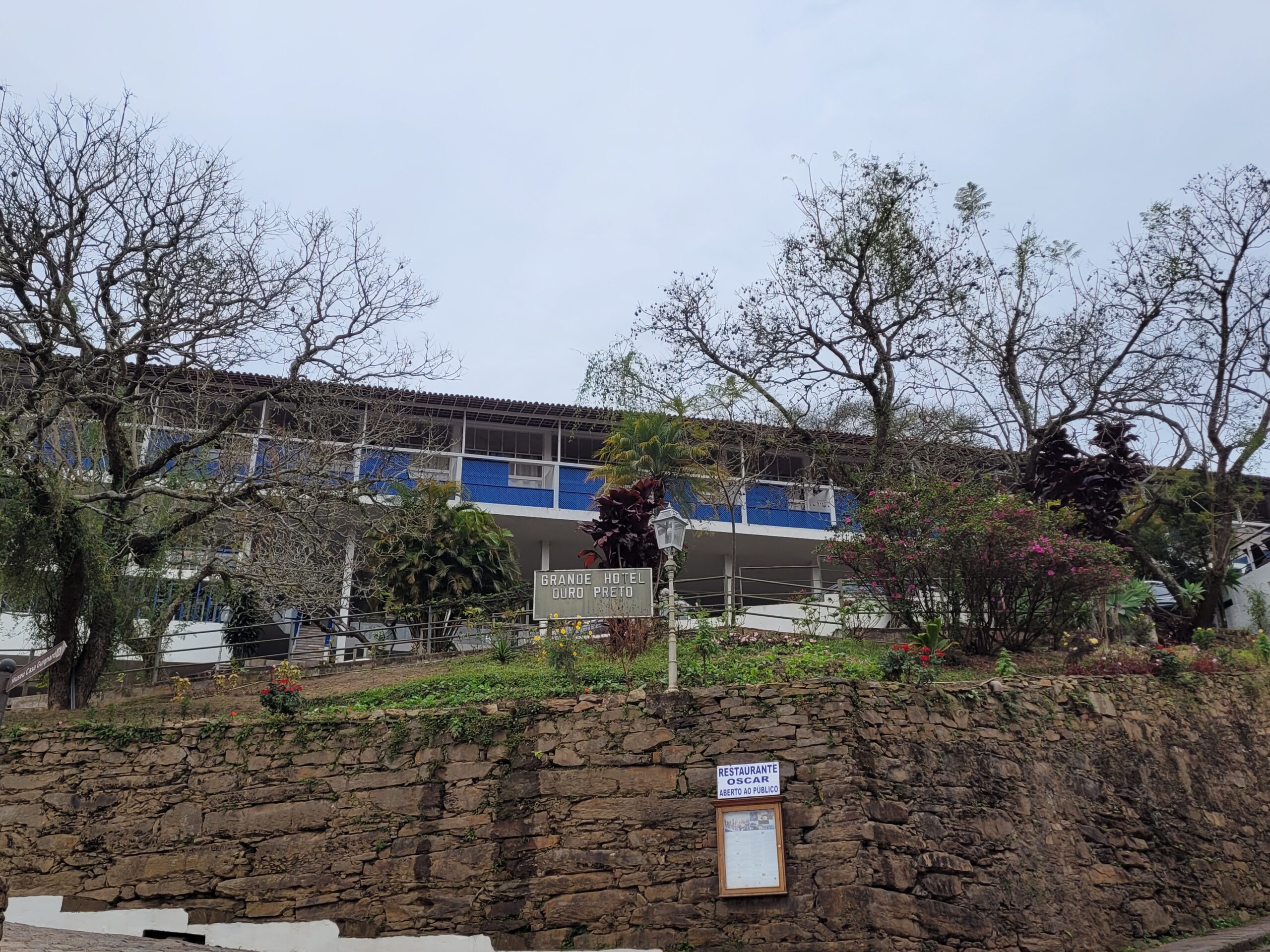 Ouro Preto celebra os oitenta anos do Grande Hotel, legado de Niemeyer para a cidade