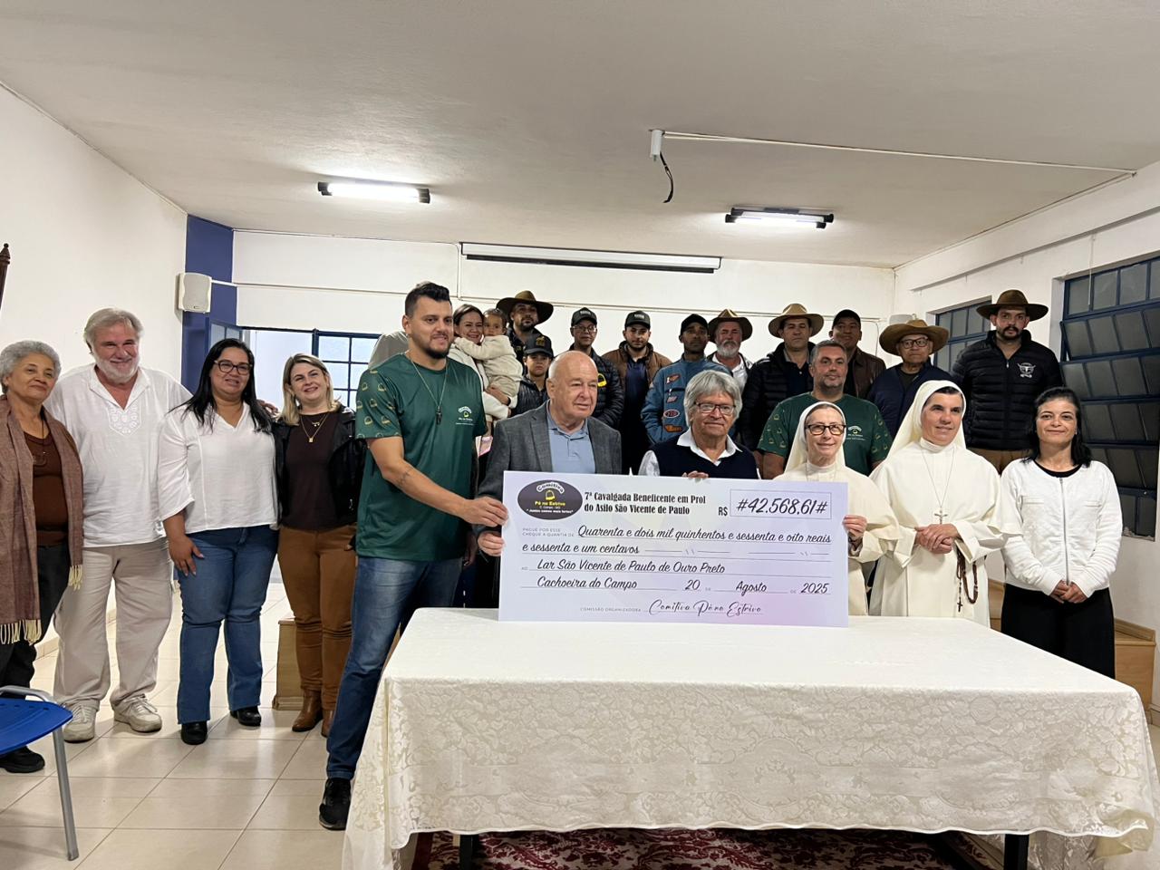 Comitiva Pé no Estrivo arrecada mais de R$ 42 mil em cavalgada beneficente para o Lar São Vicente de Paulo