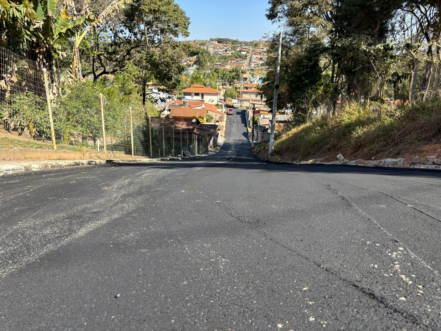 Prefeitura de Ouro Preto avança em obras de pavimentação e drenagem em Amarantina