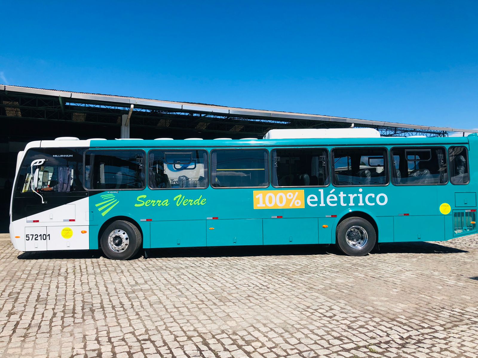 Itabirito dá passo rumo à mobilidade sustentável com ônibus elétrico da Serra Verde