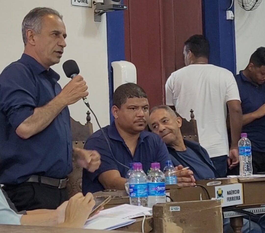 Vereador de Ouro Preto defende criação de espaço comunitário de esporte e lazer em terreno do Bairro Padre Faria