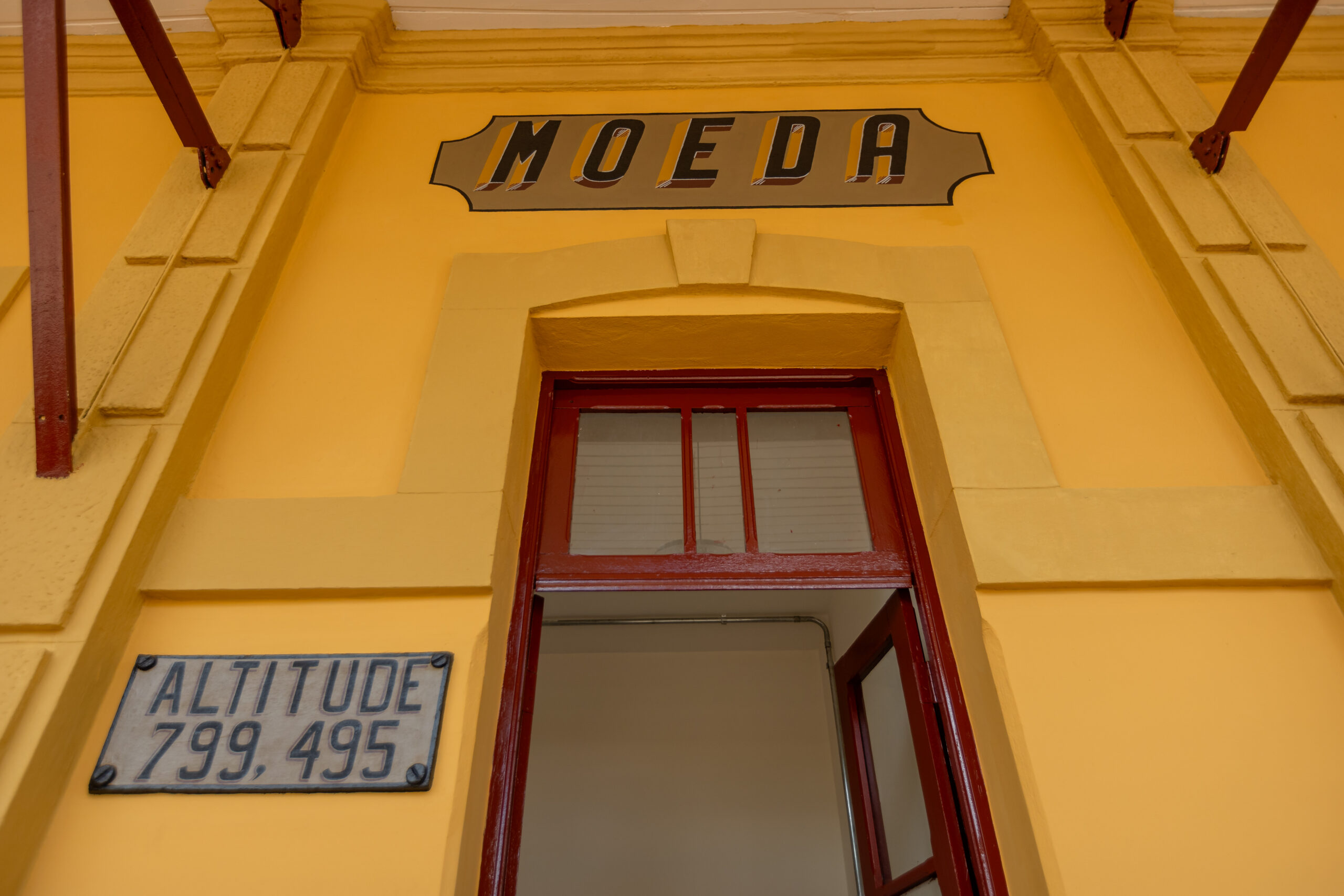 Estação centenária de Moeda ressurge como novo espaço de cultura e pertencimento