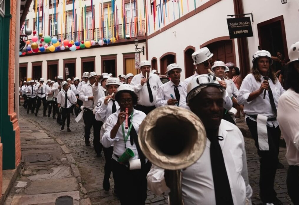 Carnaval de Ouro Preto 2026: Bandalheira confirma desfile no maior carnaval do interior de Minas Gerais