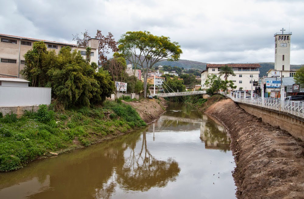Chuvas elevam nível do rio em Itabirito e Defesa Civil emite alertas de risco geológico