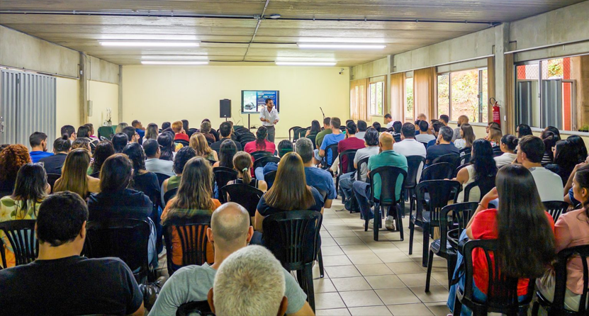 Rede municipal de Itabirito promove formações para professores e reforça políticas de alfabetização