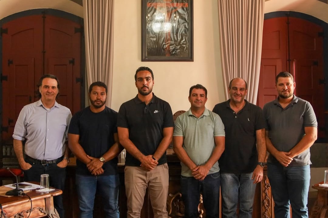 Câmara e Vivo realizam reunião para tratar de melhorias nos serviços de telefonia no distrito de Cachoeira do Brumado