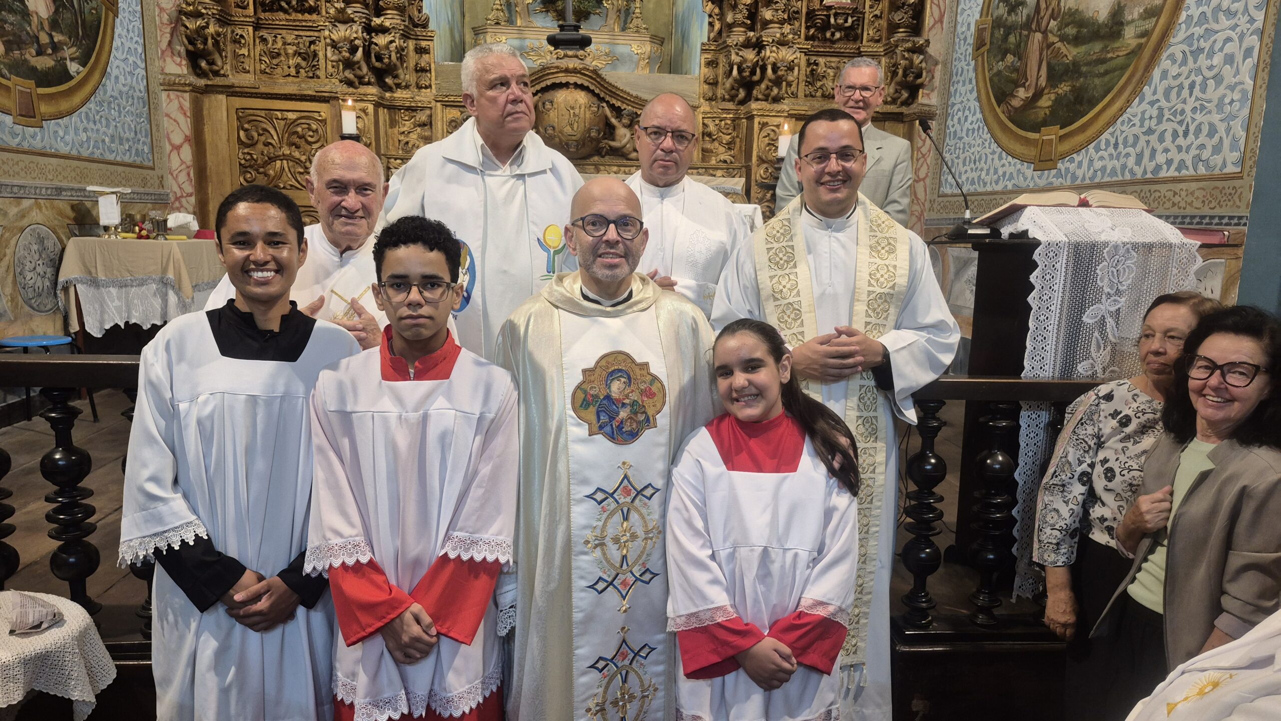 Padre Marcelo Pereira celebra 22 anos de sacerdócio em missa solene na Matriz de Boa Viagem