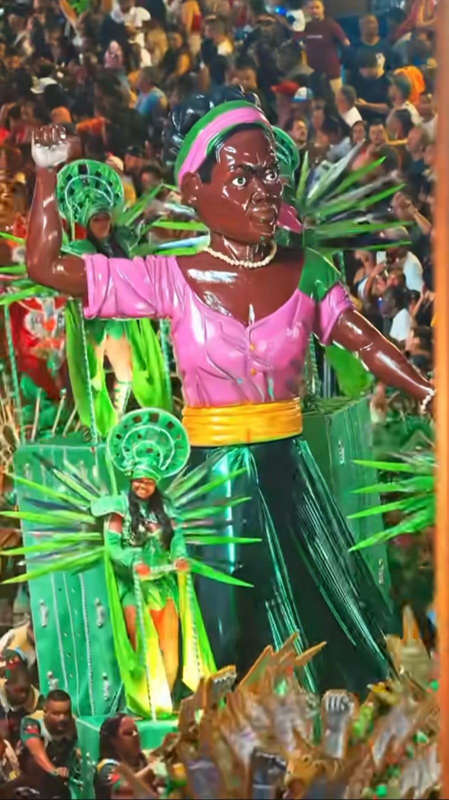 Escola de Samba Acadêmicos do São Cristóvão é campeã do Carnaval de Ouro Preto de 2026 e conquista o 10º título