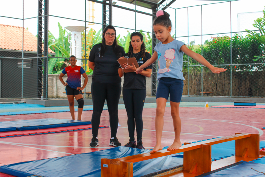 Prefeitura de Itabirito realiza teste de nivelamento de ginástica no polo São José