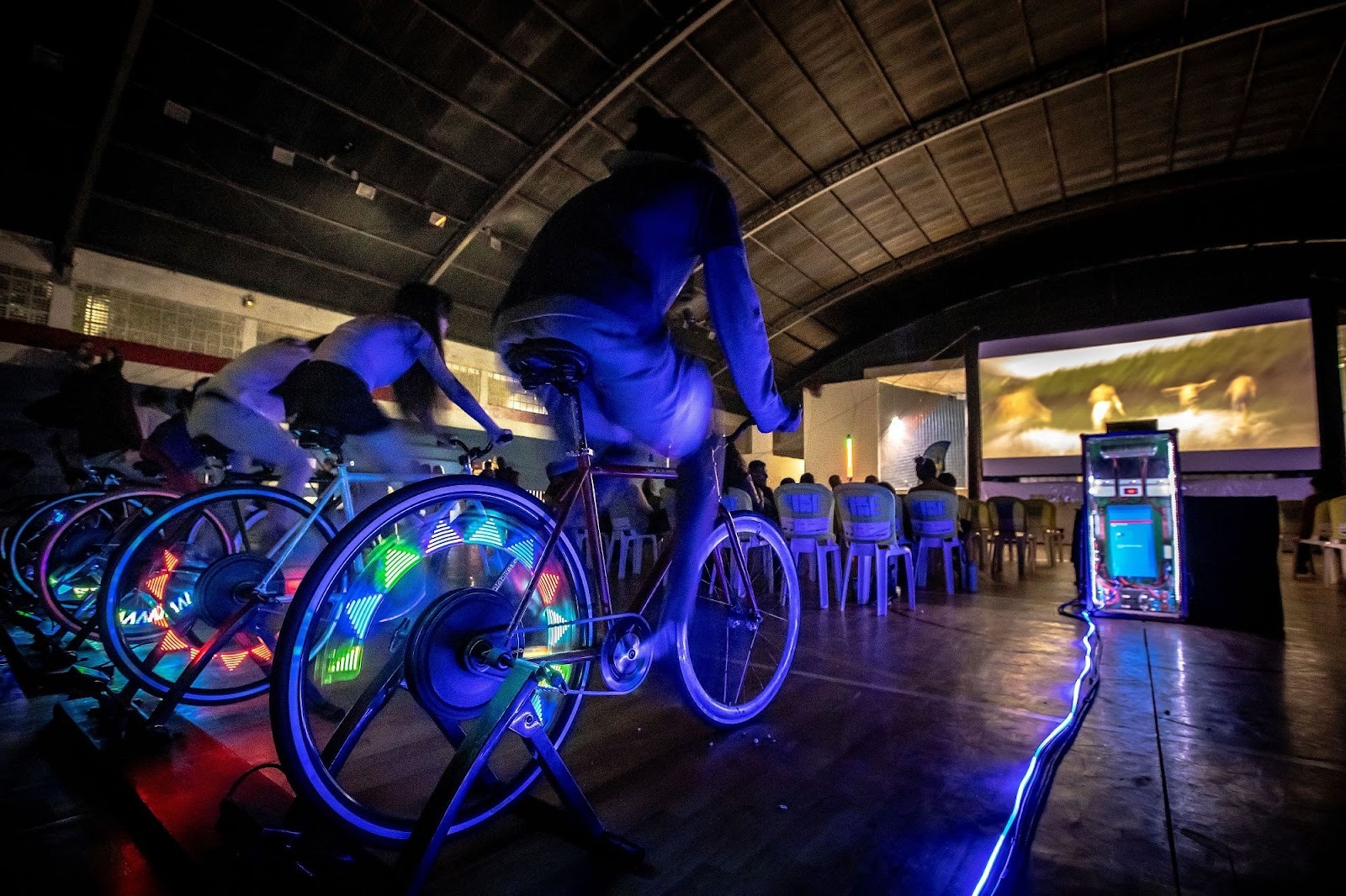 BikeCine chega a Ouro Preto com cinema movido a pedaladas