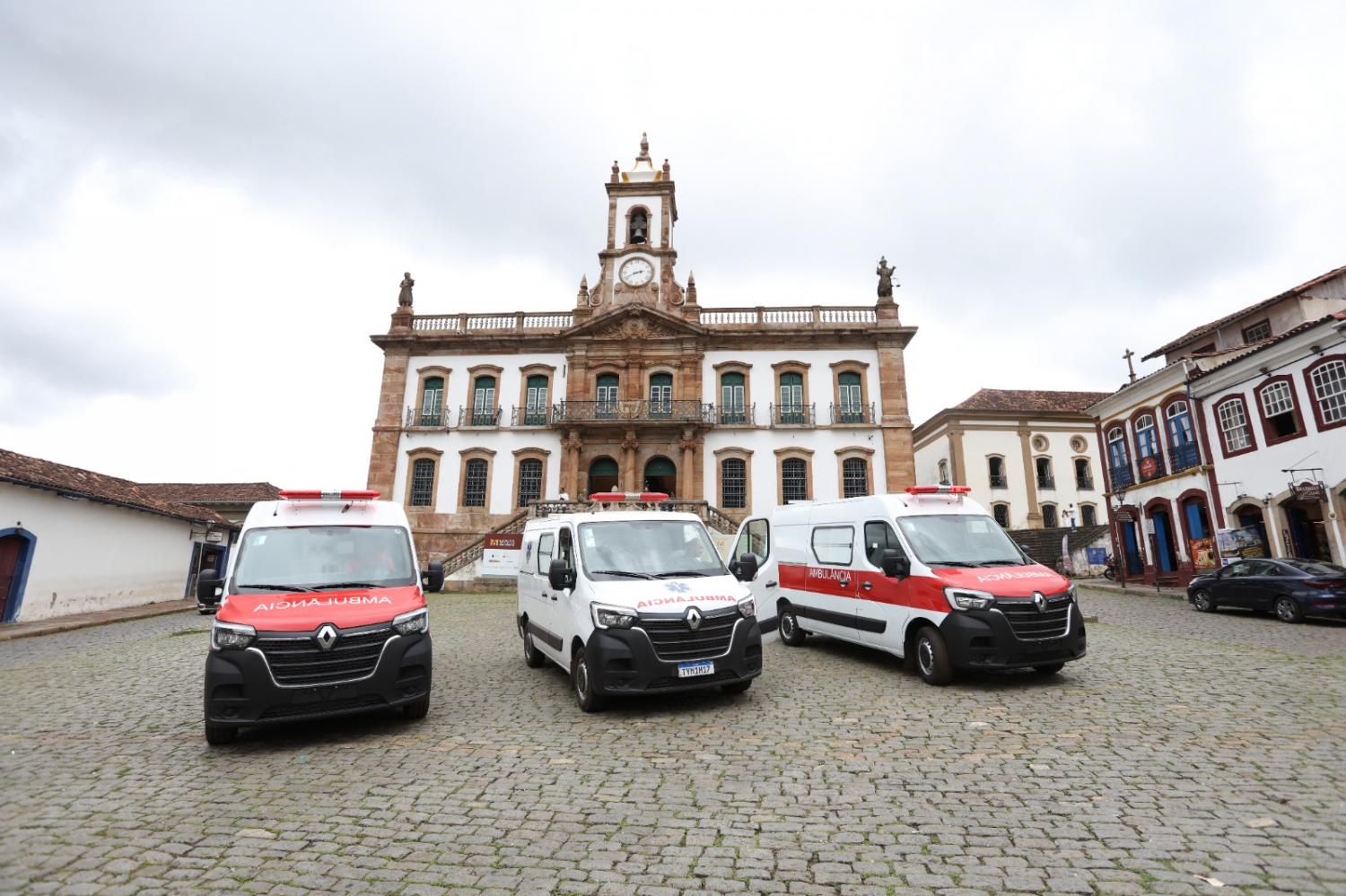Três novas ambulâncias passam a integrar a frota da Saúde em Ouro Preto
