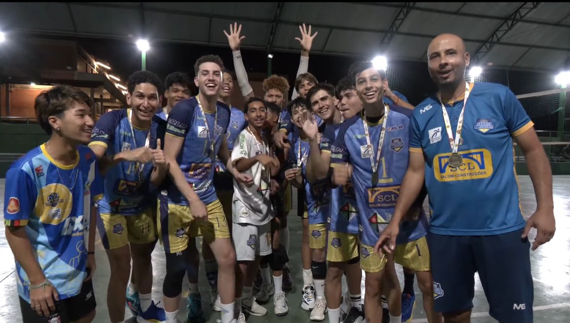 Escola de Itabirito conquista título estadual no voleibol e vai representar Minas Gerais em campeonato nacional