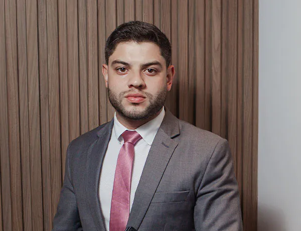 Conselheiro da Ordem dos Advogados do Brasil, Vinicios Teixeira aborda Direito do Cotidiano em nova coluna no Jornal O Liberal Inconfidentes