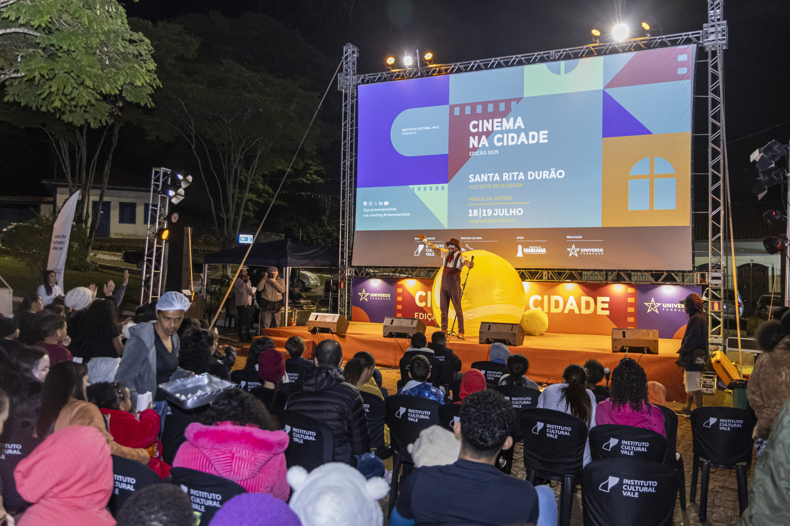 Cinema na Cidade leva arte e diversão a Santa Rita Durão na abertura da edição 2026