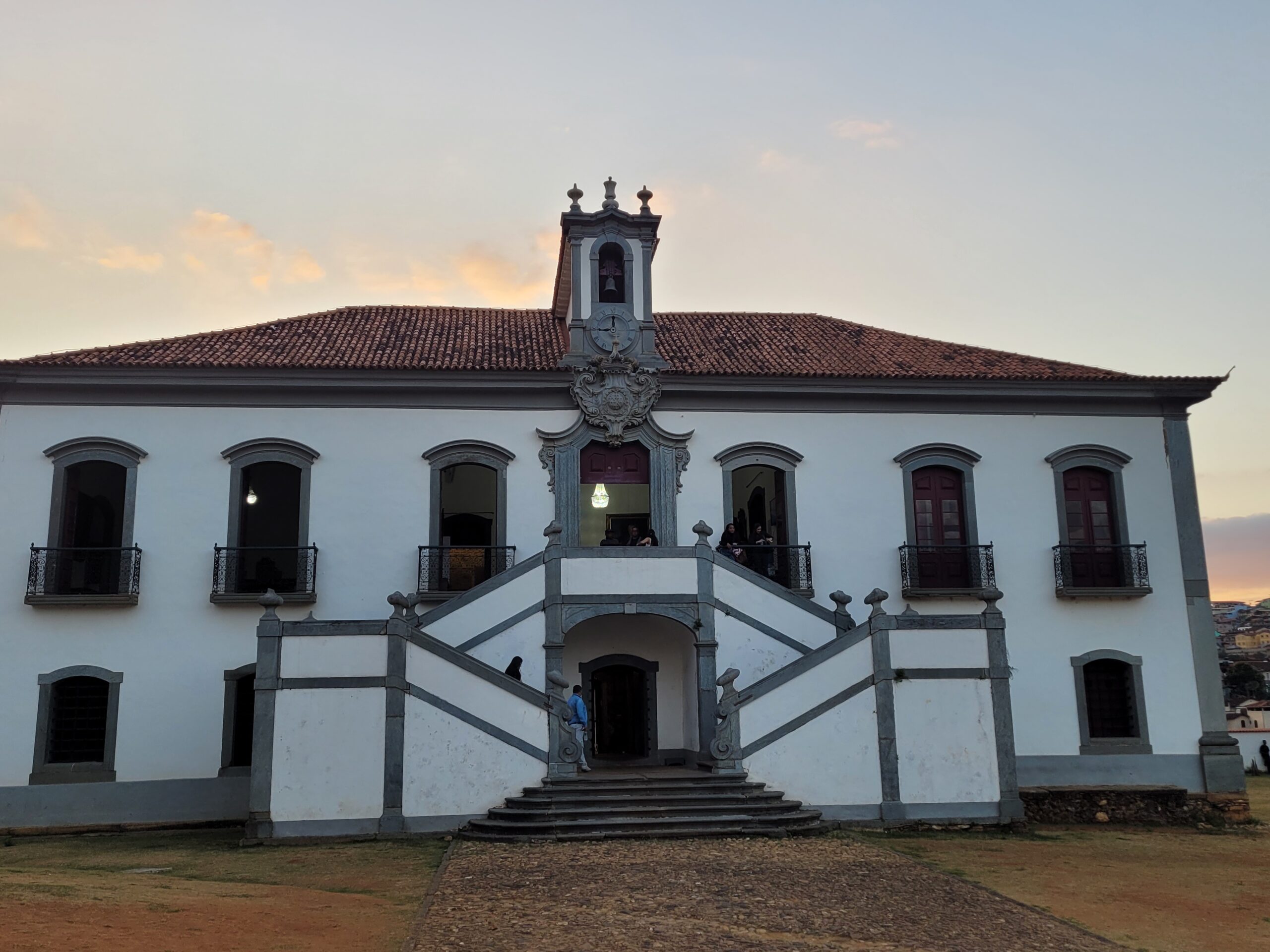 Câmara de Mariana inicia arrecadação de itens de higiene para mulheres em situação de vulnerabilidade