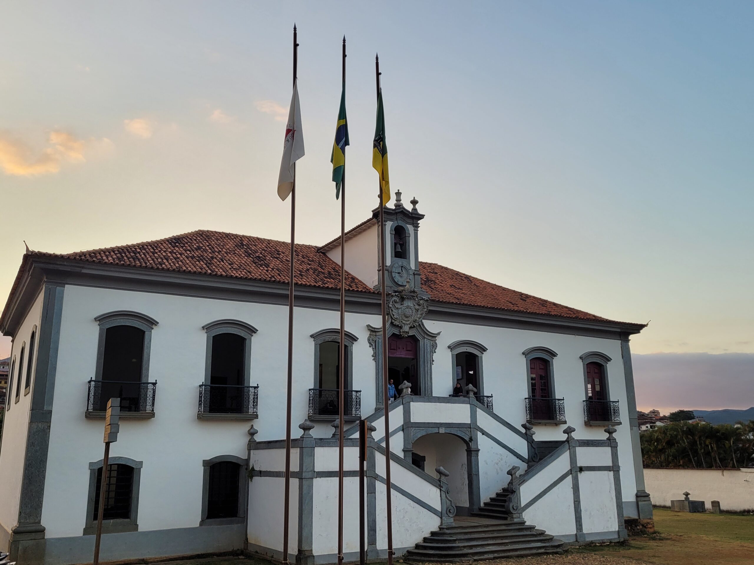 Legislativo de Mariana cobra esclarecimentos sobre o Museu dos Territórios Atingidos e andamento das desapropriações de imóveis em Bento Rodrigues e Paracatu de Baixo