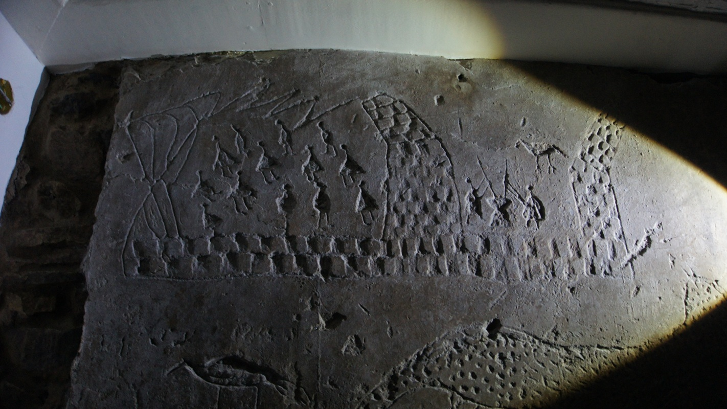Descoberta arqueológica em Ouro Preto revela pinturas ligadas à cultura africana e ao período da escravidão no Brasil