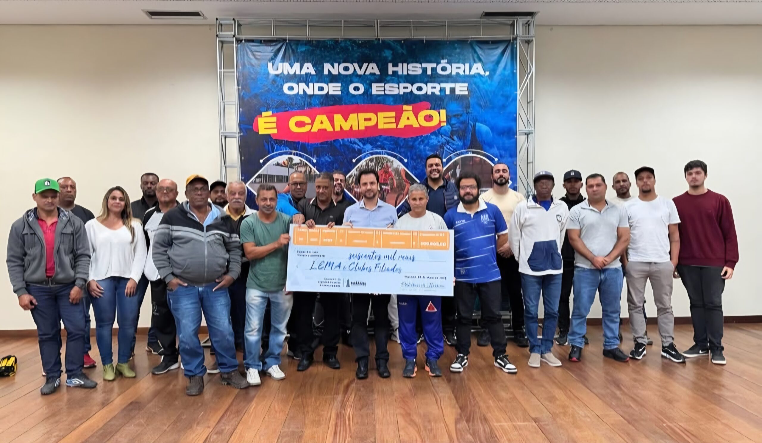 Prefeitura de Mariana oficializa aporte de R$ 600 mil para Liga Esportiva