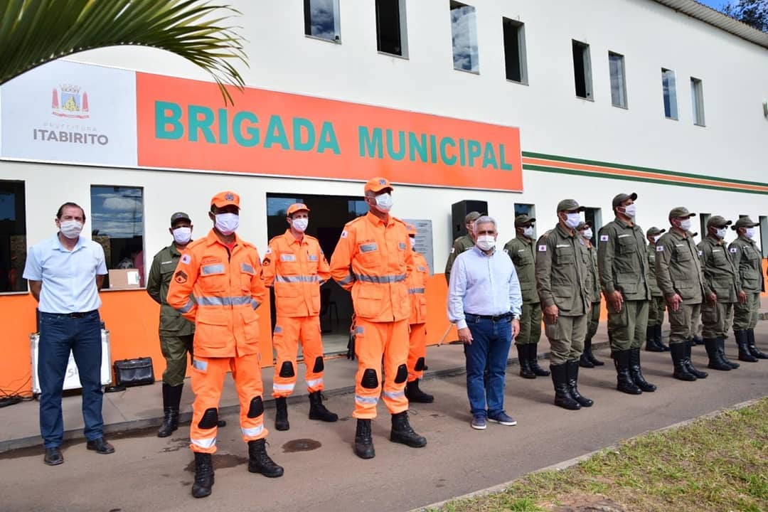 Com desligamento de combatentes, novos membros assumem atuação na Brigada Municipal de Itabirito neste sábado