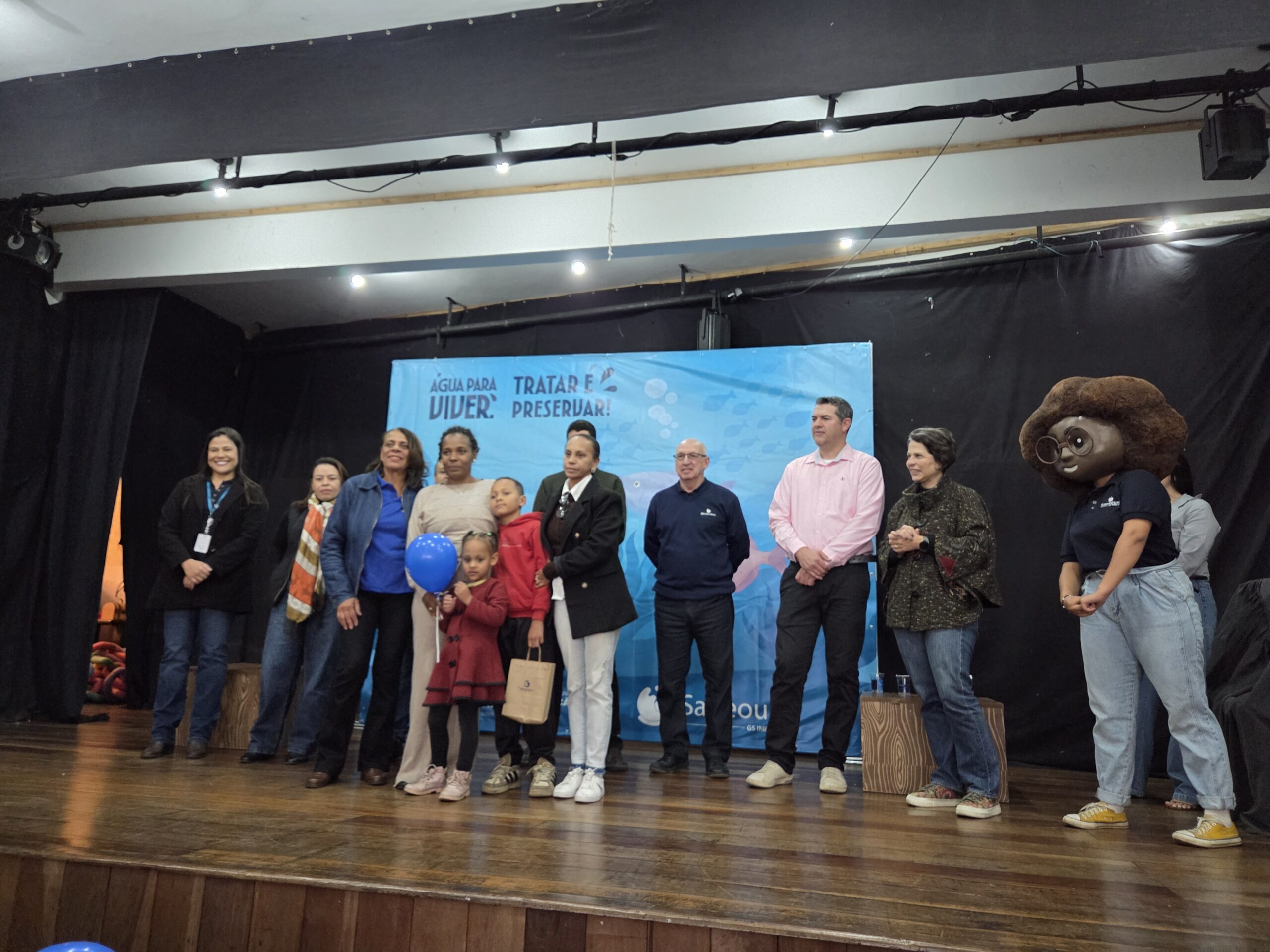 Saneouro premia vencedores do 5º concurso de redação e desenho ambiental em Ouro Preto