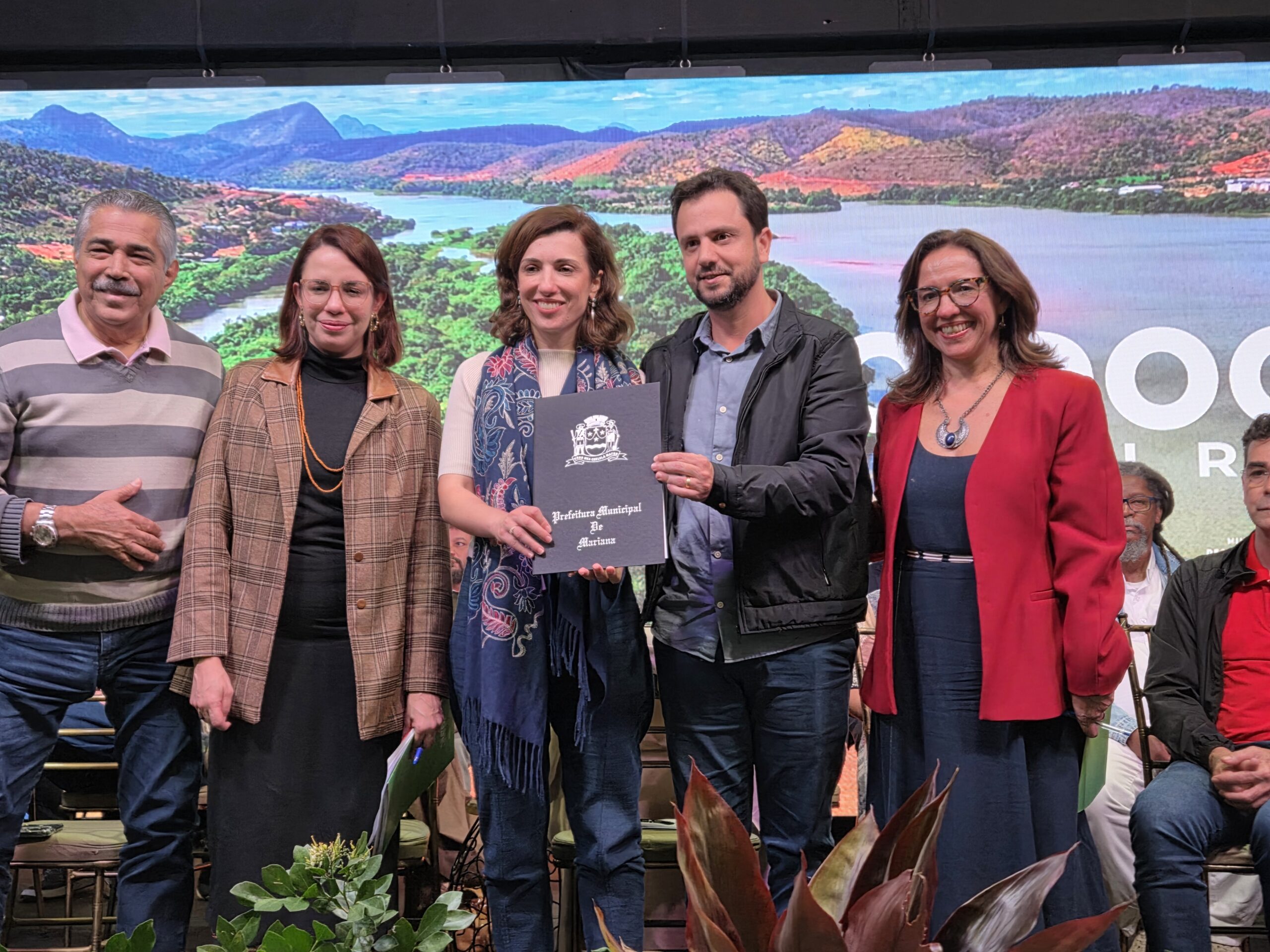 Mariana: Governo Federal anuncia investimento bilionário para retomada econômica rural da Bacia do Rio Doce