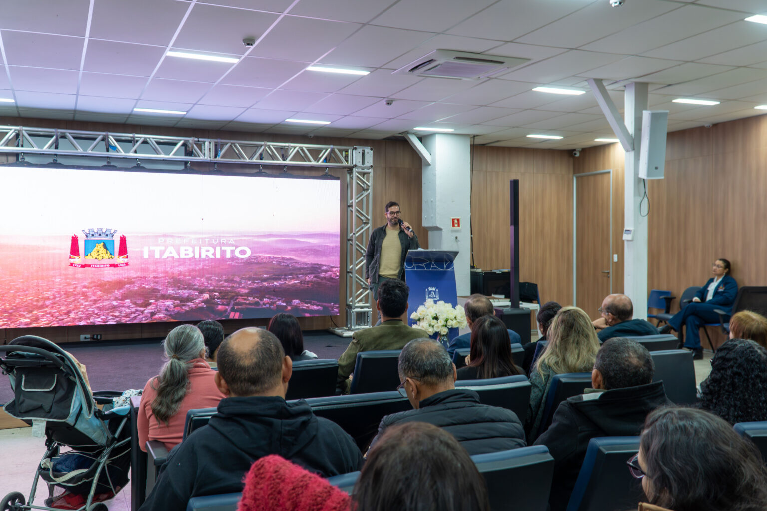 Conferência de Saúde reúne população e profissionais para discutir propostas para o SUS em Itabirito