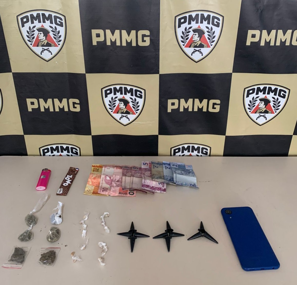 Homem é preso por suspeita de tráfico de drogas no bairro Vila Gonçalo, em Itabirito 