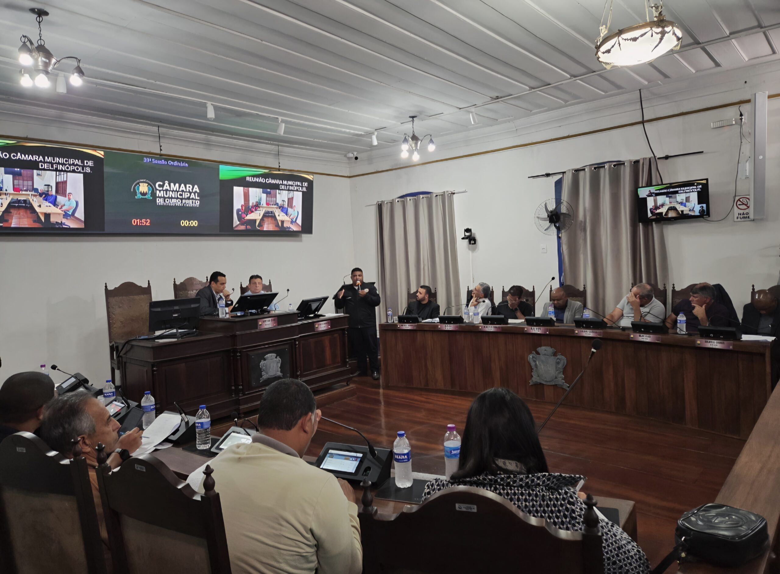 Câmara de Ouro Preto recebe Brigada de Bombeiros para discutir investimentos e fortalecimento da corporação