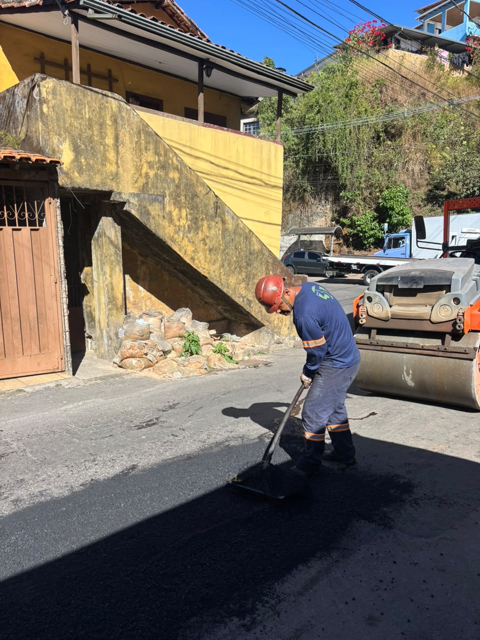 Trechos recuperados devolvem mais segurança e conforto à Rua Treze de Maio, no Morro da Queimada
